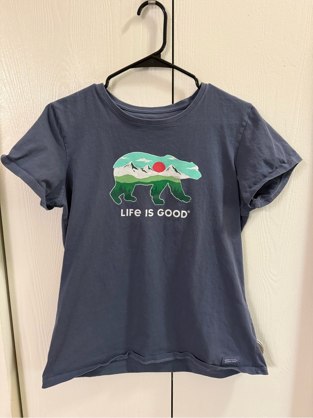 Life is Good Woman’s Navy Bear Graphic Tee
